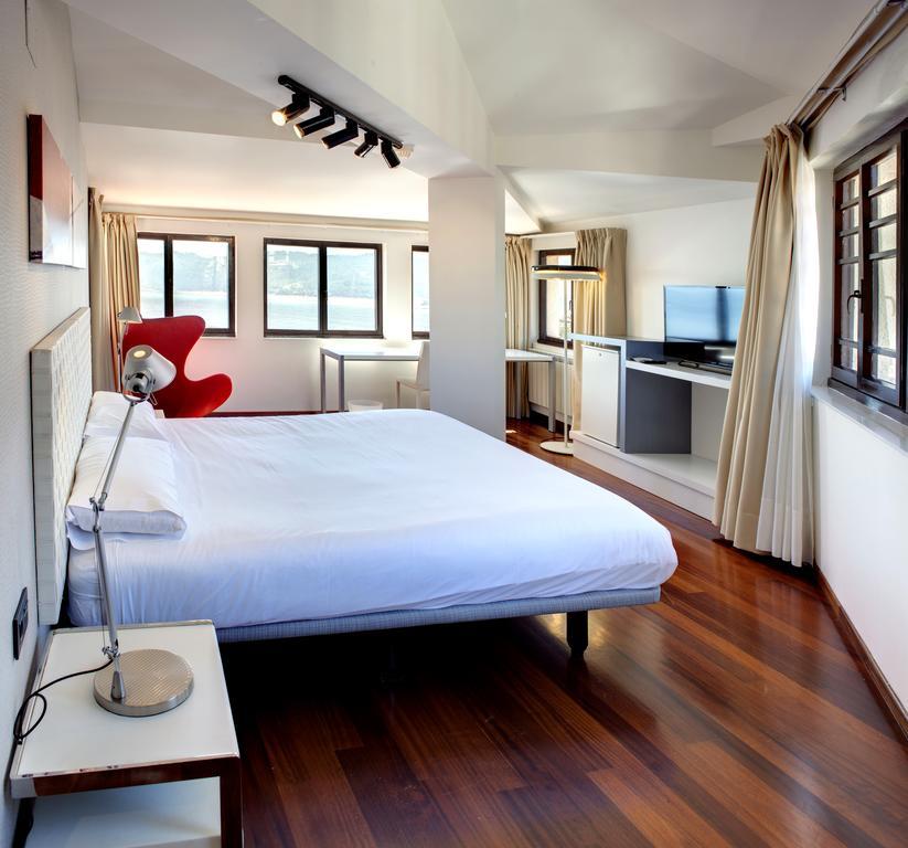 Hotel Lastres Miramar Quarto foto